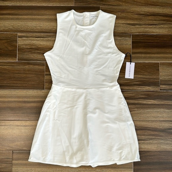 NWT WeWoreWhat Active Dress in Optic White, L - Picture 2 of 16